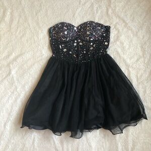 Blondie Nites mesh beaded bodice mini prom…